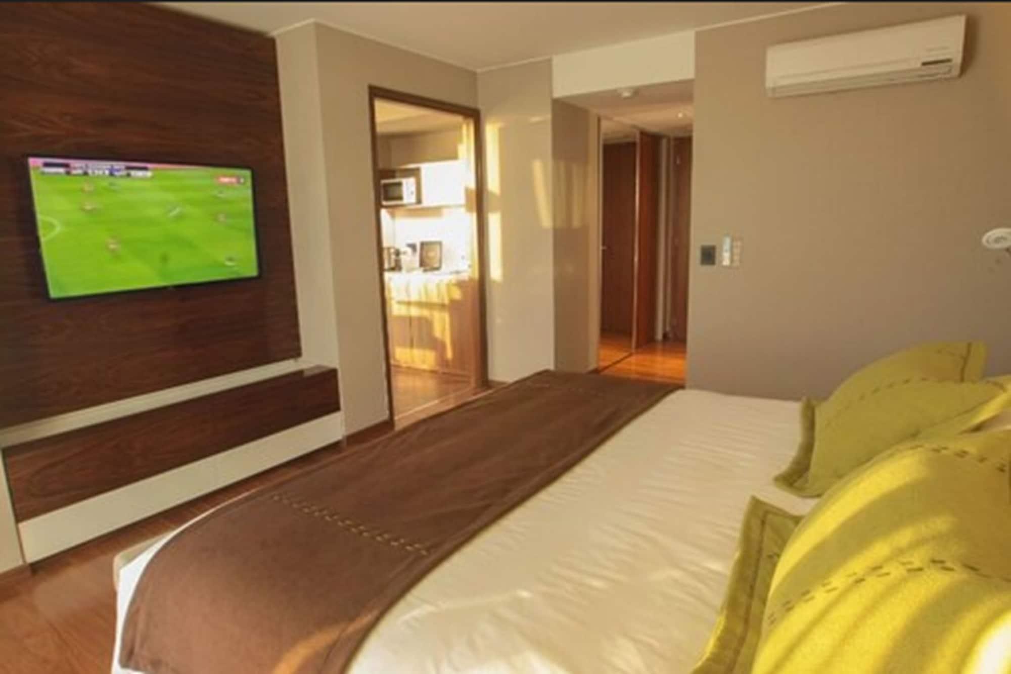 Yrigoyen 111 Hotel คอร์โดบา ภายนอก รูปภาพ