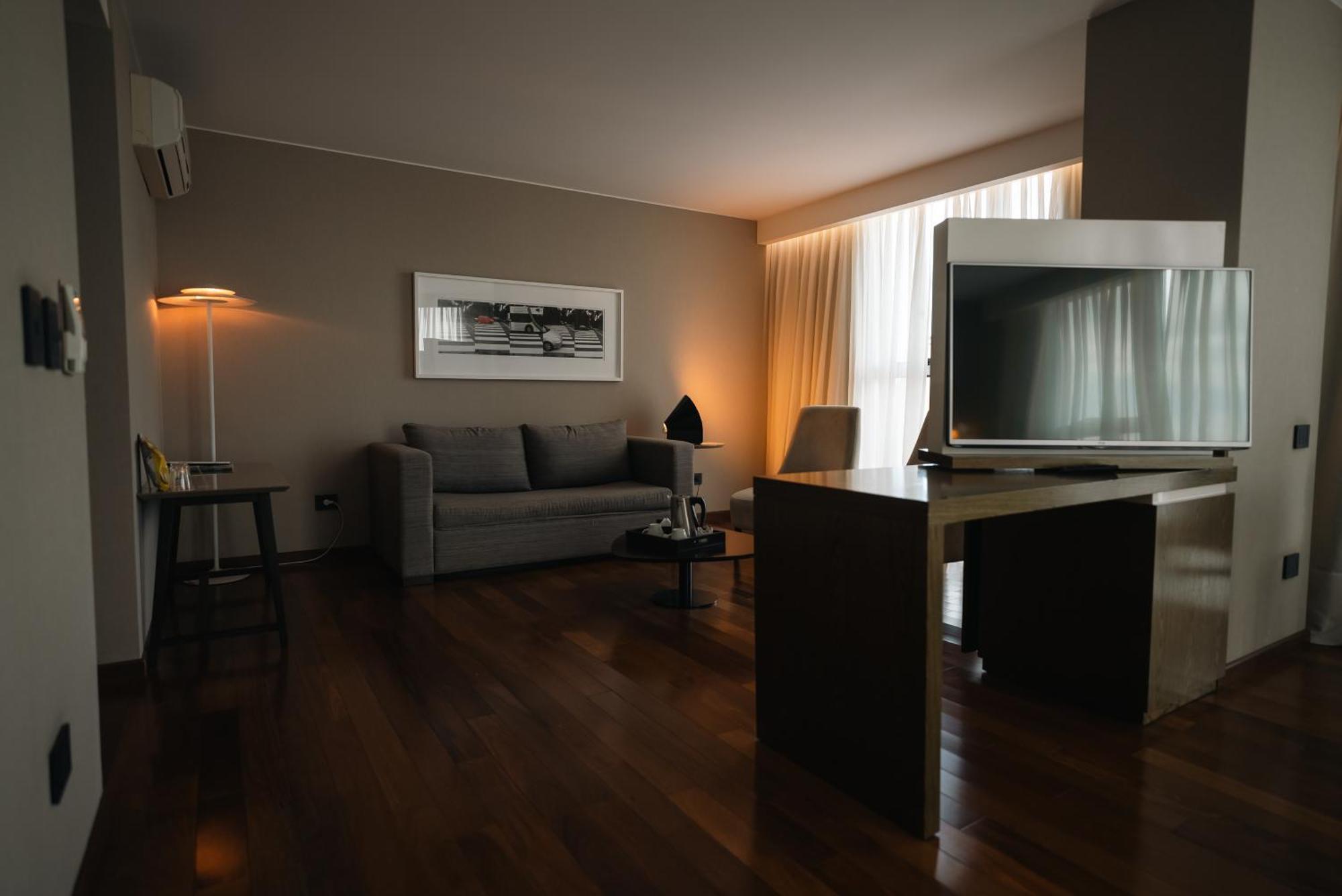 Yrigoyen 111 Hotel คอร์โดบา ภายนอก รูปภาพ