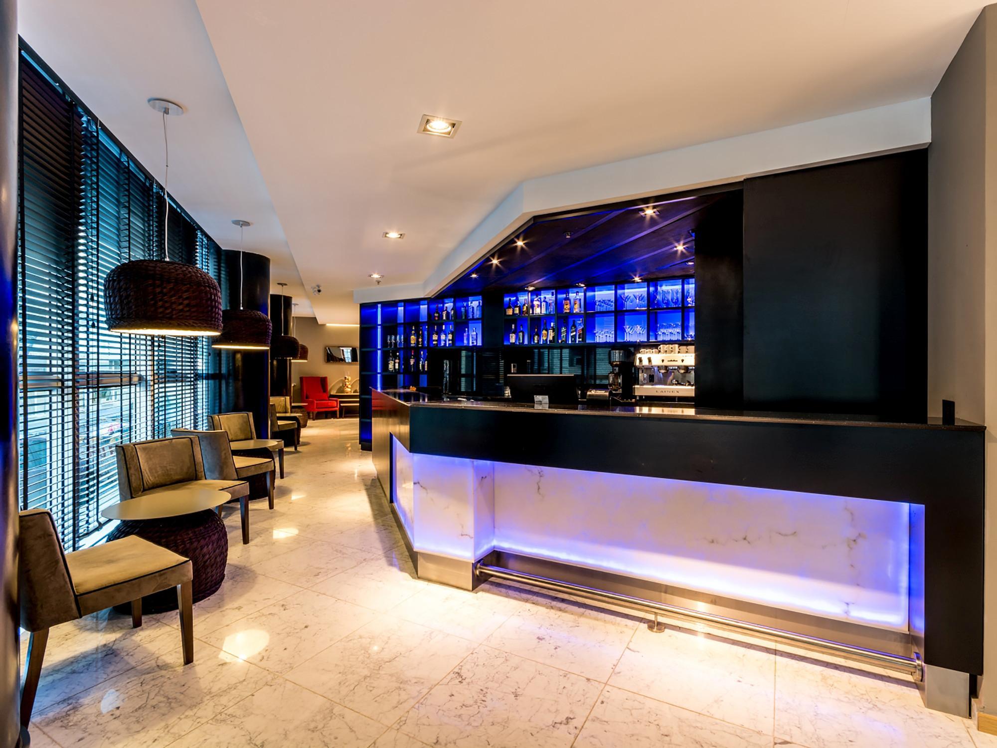 Yrigoyen 111 Hotel คอร์โดบา ภายนอก รูปภาพ
